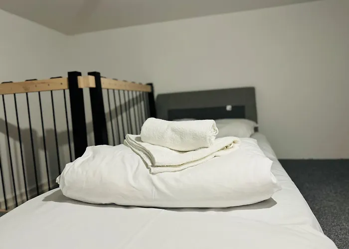 12 Monkeys Διαμέρισμα