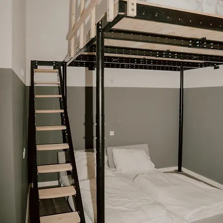 12 Monkeys * 베를린