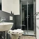 12 Monkeys شقة برلين